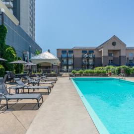 Hôtel Lindbergh par JARO，位于魁北克市的酒店