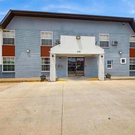 Red Lion Inn & Suites Olathe Kansas City，位于奥拉西的酒店