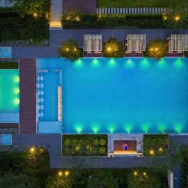 Zhangjiajie SANHE Hotel-Tea Culture Experience, Tea Tour, Free pick up service more than 2 nights,Free Shuttle Service to East Gate of Forest Park, Free Welcome Tea, Free folk costume experience,English Customer Service，位于张家界的酒店