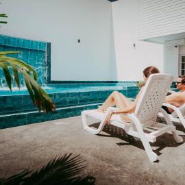 Oasis Hotel，位于圣安德烈斯的酒店