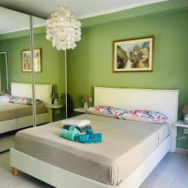 SUITES di LUSSO - LUXURY SUITES Maratea，位于马拉泰亚的酒店