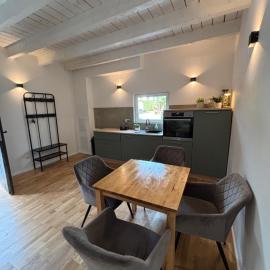 Chalet Ruhrtal Meschede Freienohl mit Parkplatz und Klimaanlage，位于梅舍德的酒店