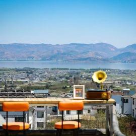 Earstring Hanging Gardens Hotel