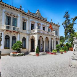Villa Ducale Hotel & Ristorante，位于多洛的酒店