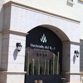 Hotel Hacienda del Real & Casa Real Coffe Restaurant，位于诺加利斯的酒店