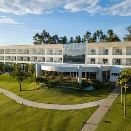 Oto Hotel Convention & SPA，位于伊图的酒店