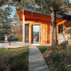 Cocooon Wood, hébergement insolite Savoie,位于Saint-Paul-sur-Yenne的酒店