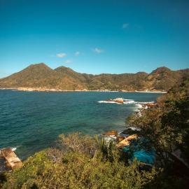 Corrales Bay Resort，位于Corrales的酒店