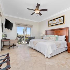 Condo Paraiso - Luxurious new condo 300mt from the beach，位于卡波圣卢卡斯的酒店