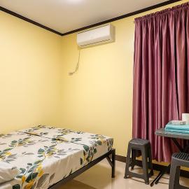 Bahay Domingo Guesthouse & Private Pool，位于Bagac的酒店