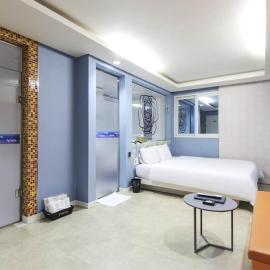 Songjeong V Hotel，位于釜山的酒店