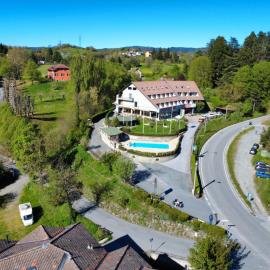 Hotel Pian del Sole，位于萨塞洛的酒店