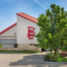 Red Roof Inn Erie – I-90，位于伊利的酒店