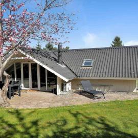 14246-Grevinge-Egenaes-Vaenge-42，位于Grevinge的酒店