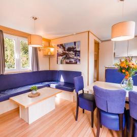 Lakefront Chalet w Terrace，位于威尔的酒店