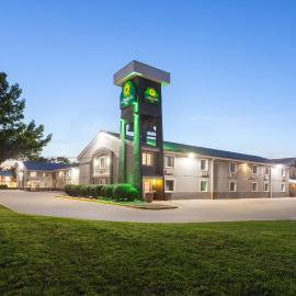 La Quinta Inn by Wyndham Champaign，位于尚佩恩的酒店
