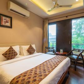 Cosy Grand, Chanakyapuri by The Cosy Hotels
