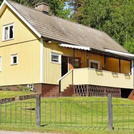 4 star holiday home in Ullared，位于乌拉勒德的酒店