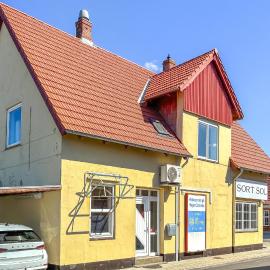 Cozy Apartment In Højer With Wifi，位于霍耶的酒店