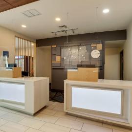 Holiday Inn Express Hotel & Suites Bryan-Montpelier by IHG，位于Holiday City的酒店