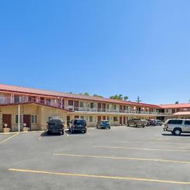 Days Inn by Wyndham Elko，位于埃尔科的酒店