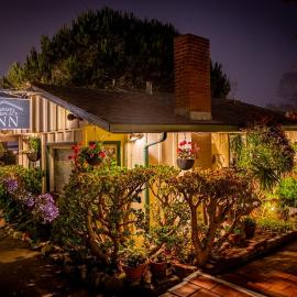 Carmel Fireplace Inn，位于卡梅尔的酒店