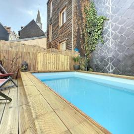 Piscine, Sauna & Balnéo au cœur de Rouen，位于鲁昂的酒店