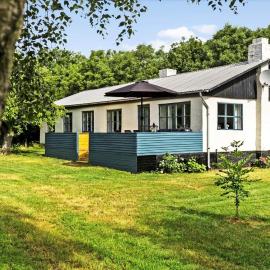 5532-Ostermarie-Kirkebyvej-35，位于Østermarie的酒店