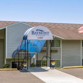Baymont by Wyndham Duluth/Proctor/Spirit Mountain MN，位于德卢斯的酒店