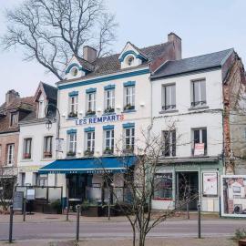 Les Remparts，位于蒙特勒伊的酒店