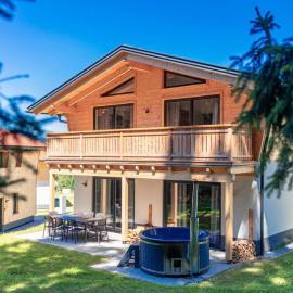 Luxalps - Ferienresort St Englmar - Skifahren- Wandern- Natur- Bayrischer Wald Aktiv Card，位于圣恩吉玛的酒店
