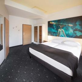 B&B Hotel Jena，位于耶拿的酒店
