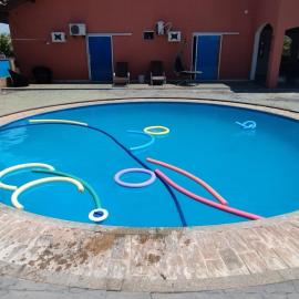Casa com Piscina Grande em Salinas