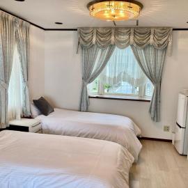 sunset hills - Vacation STAY 21373v，位于浜田市的酒店