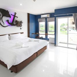 Anna-Nava Pakkret Hotel，位于暖武里府的酒店
