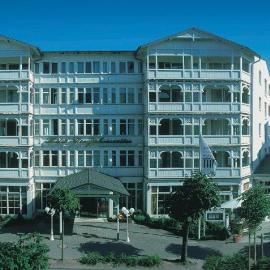 Hotel Vier Jahreszeiten Binz，位于宾茨的酒店