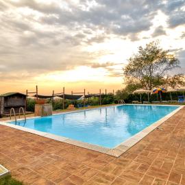 Tenuta dell'Argento Pool&Relax by Rentbeat，位于奇维塔韦基亚的酒店