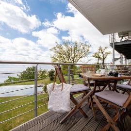 Sassnitz - Kamin, Meerblick, Sauna, Fitness - FeWo Strandfrieden，位于萨斯尼茨的酒店