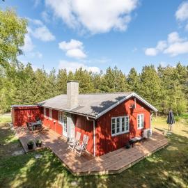 Holiday Home Epiphania - 900m from the sea by Interhome，位于Mølby的酒店