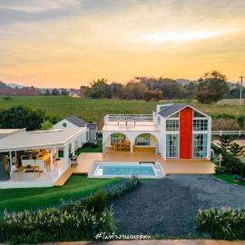 Apple Tree Pool Villa Khao Yai แอปเปิลทรี พูลวิลล่า เขาใหญ่，位于Wangkata的酒店