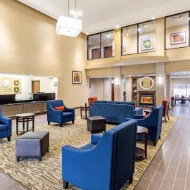 Comfort Suites，位于亨博尔的酒店