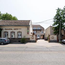 Hotel Palota City，位于布达佩斯的酒店