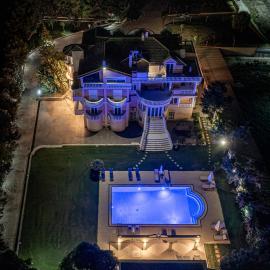 Casa di Voz Suites complex & free gym services by "elite"，位于Gaïtánion的酒店
