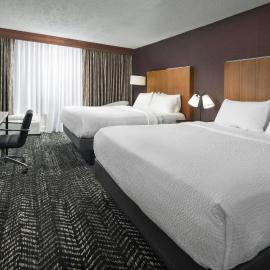 Four Points by Sheraton Kansas City Airport,位于堪萨斯城的酒店