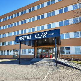Hotel Klar，位于利普托斯基米库拉斯的酒店