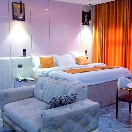 Uptown Life Hotel and Suites