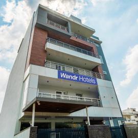 Wandr Hotel Medicity Gurugram, Near Medanta Hospital，位于古尔冈的酒店