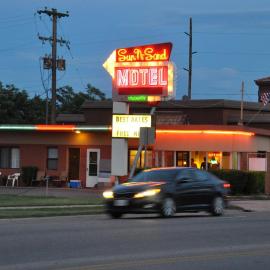Sun -N- Sand Motel，位于卡纳布的酒店
