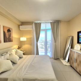 Snuggle in Bed near Mactan Airport