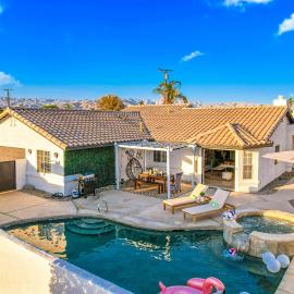 4BR Desert Escape PoolGame Room